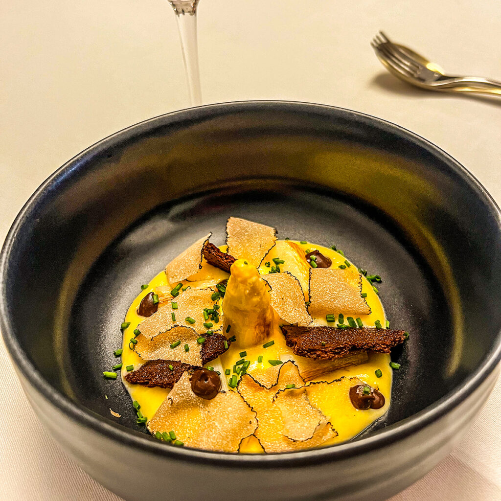 Barcelona Bars and Restaurants: A corn based savory course with white asparagus and cocoa at La Forquilla